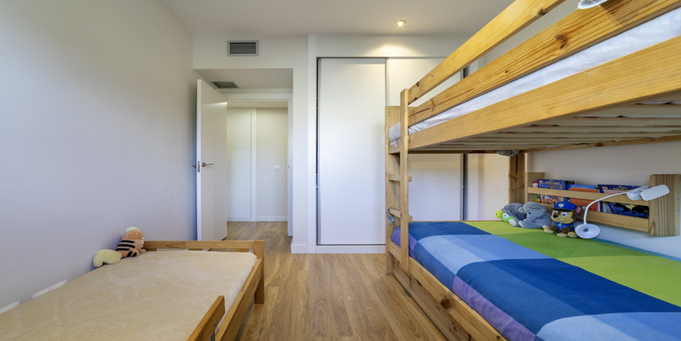 Calle Letonia 4, Tres Cantos (17 de 27)