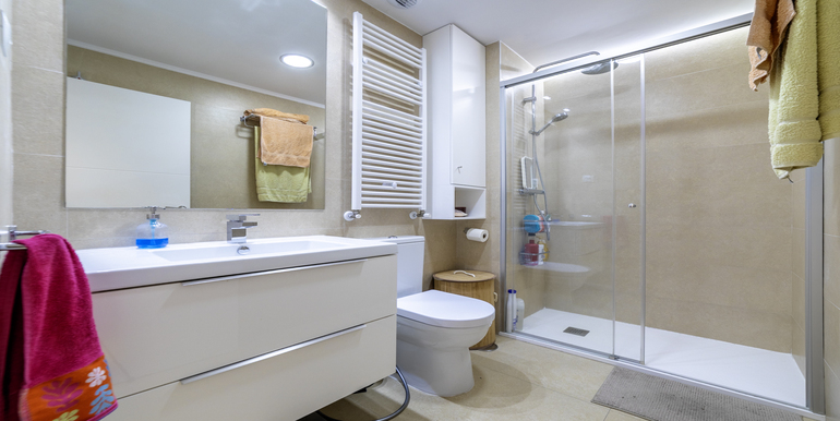 Calle Letonia 4, Tres Cantos (18 de 27)